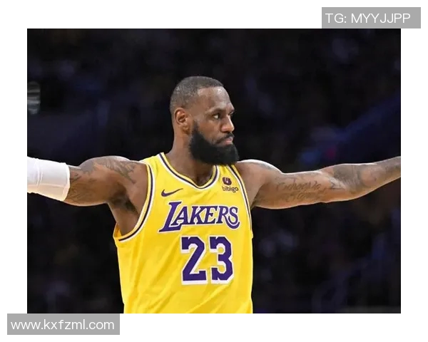 未随湖人去客场！詹姆斯携妻留洛城观战道奇比赛 科比妻女也在场